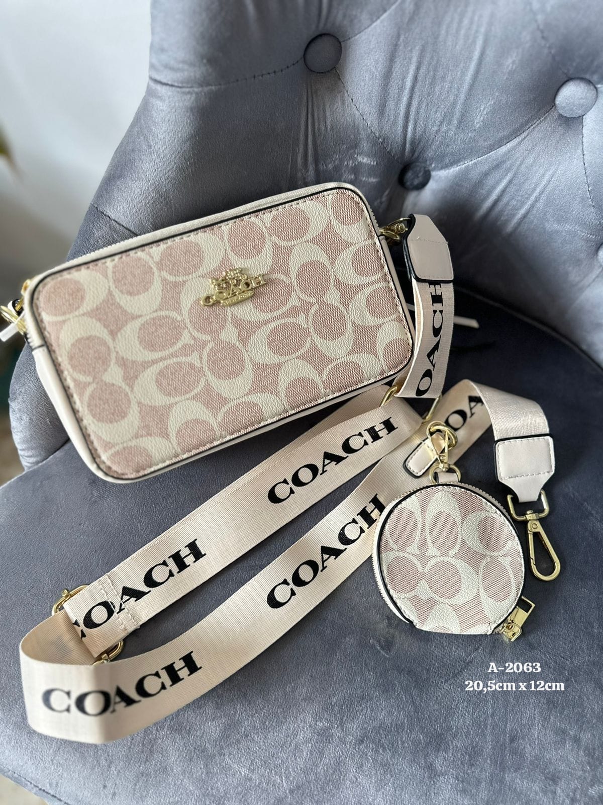 Crossbody Coach